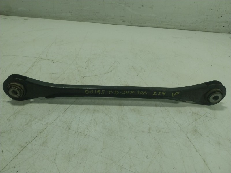 Recambio de brazo suspension inferior trasero derecho para porsche cayenne (92a) 3.0 diesel referencia OEM IAM   