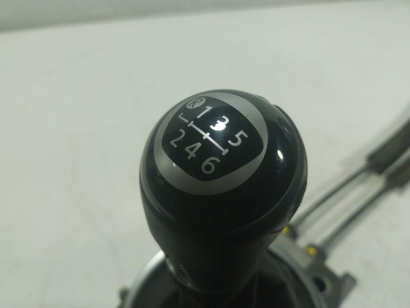 Recambio de palanca cambio para volkswagen beetle descapotable (5c7, 5c8) 1.2 tsi 16v referencia OEM IAM  5K0711049B 