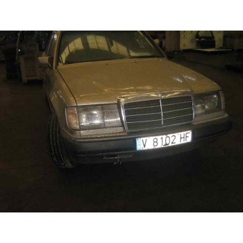 MERCEDES-BENZ CLASE E (W124) BERLINA