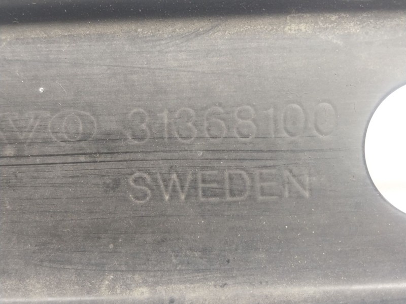 Recambio de travesaño inferior para volvo v60 ii (225) b4 mild-hybrid referencia OEM IAM 31368100 31368100 