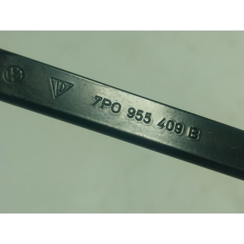 Recambio de brazo limpia delantero izquierdo para porsche cayenne (92a) 3.0 diesel referencia OEM IAM  7P0955409B 