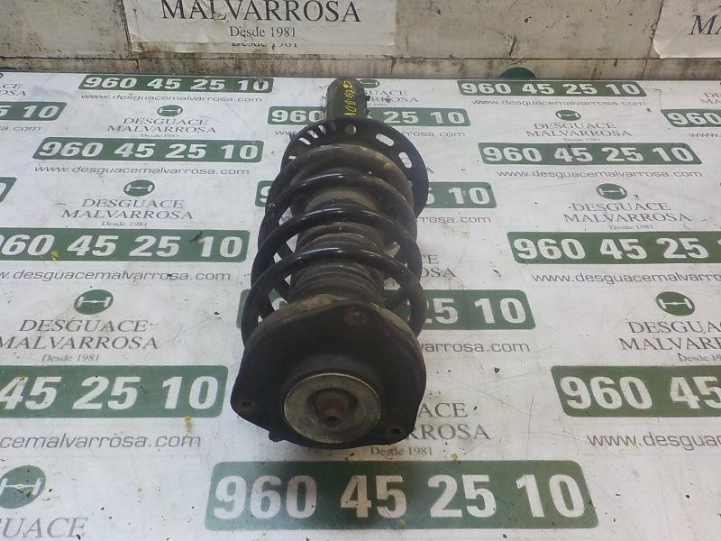 Recambio de amortiguador delantero derecho para volkswagen passat variant (3c5) 1.9 tdi referencia OEM IAM 3C0413031AT  