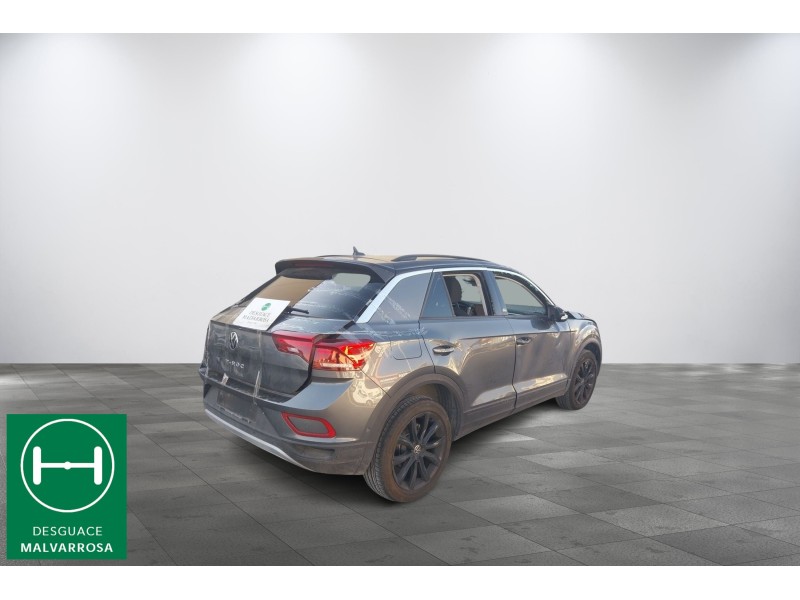 volkswagen t-roc (a11, d11) del año 2023