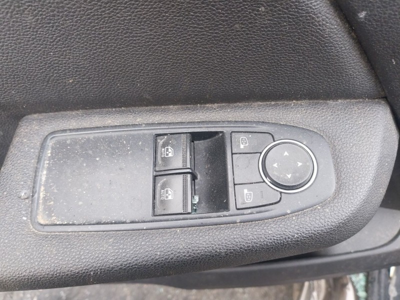 renault clio v (b7_) del año 2020