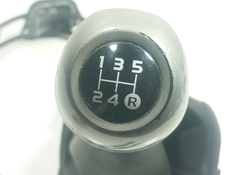 Recambio de palanca cambio para toyota aygo (_b4_) 1.0 (kgb40) referencia OEM IAM  335300H030 
