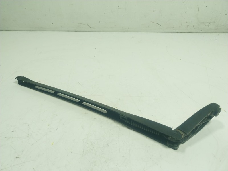 Recambio de brazo limpia delantero derecho para audi a8 (4e2) 4.2 quattro referencia OEM IAM   