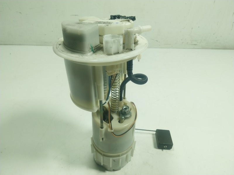 Recambio de aforador para toyota aygo (_b4_) 1.0 (kgb40) referencia OEM IAM 772400H030 770200H040 