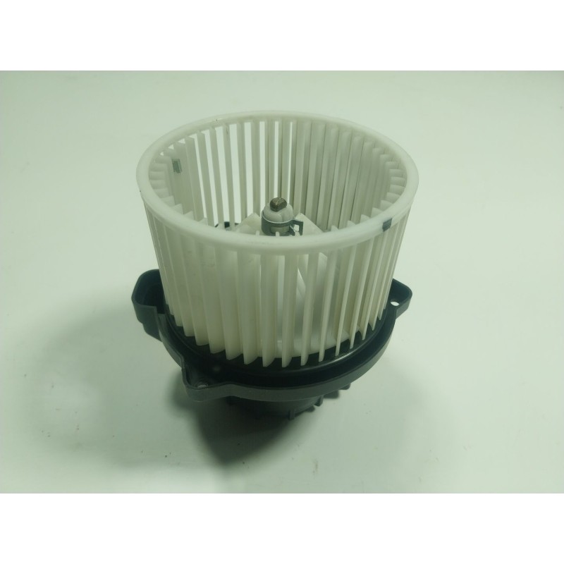 Recambio de motor calefaccion para kia sorento iii (um) 2.2 crdi 4wd referencia OEM IAM  97945C5000 