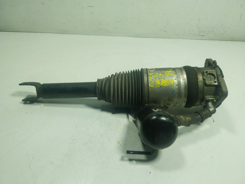 Recambio de amortiguador trasero derecho para audi a8 (4e2) 4.2 quattro referencia OEM IAM  4E0616002H 