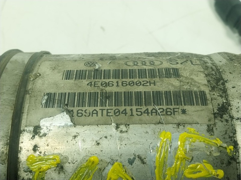 Recambio de amortiguador trasero derecho para audi a8 (4e2) 4.2 quattro referencia OEM IAM  4E0616002H 
