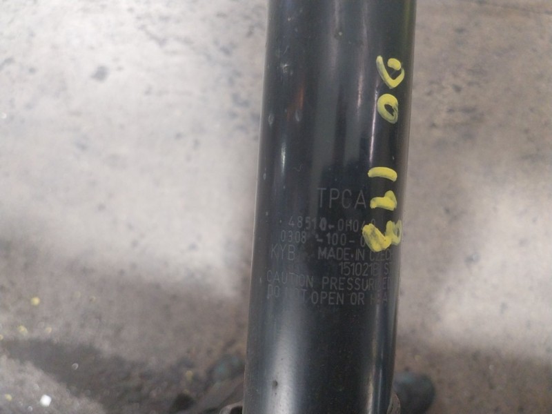 Recambio de amortiguador delantero derecho para toyota aygo (_b4_) 1.0 (kgb40) referencia OEM IAM 485100H040 485100H040 