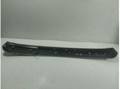 Recambio de aleron trasero para audi q5 (8rb) 2.0 tdi referencia OEM IAM  8R0827933A  2