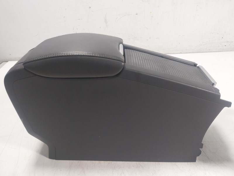 Recambio de apoyabrazos central para volvo v60 ii (225) b4 mild-hybrid referencia OEM IAM 39821870 2311736OFFB 