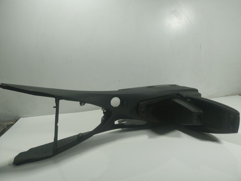 Recambio de apoyabrazos central para bmw 6 (e63) 630 i referencia OEM IAM   