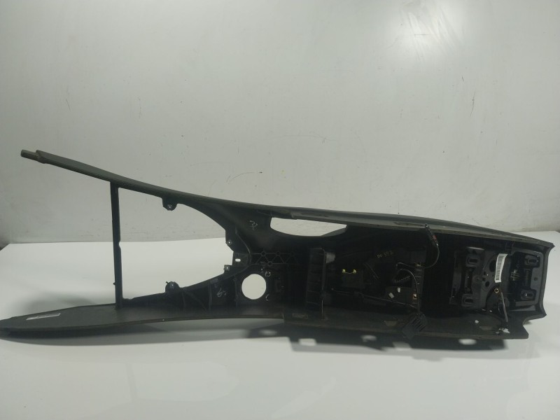 Recambio de apoyabrazos central para bmw 6 (e63) 630 i referencia OEM IAM   