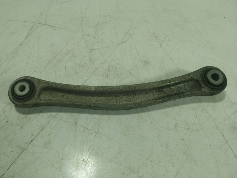 Recambio de brazo suspension superior trasero derecho para porsche cayenne (92a) 3.0 diesel referencia OEM IAM   