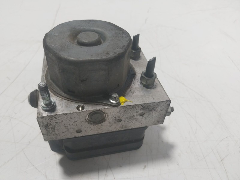 Recambio de abs para toyota aygo (_b4_) 1.0 (kgb40) referencia OEM IAM 440500H100 440400H070 