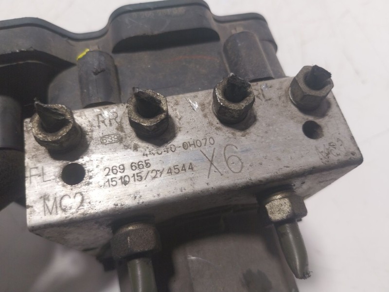 Recambio de abs para toyota aygo (_b4_) 1.0 (kgb40) referencia OEM IAM 440500H100 440400H070 