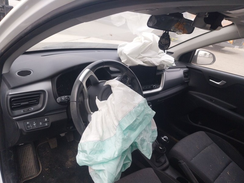 kia stonic (yb) del año 2017