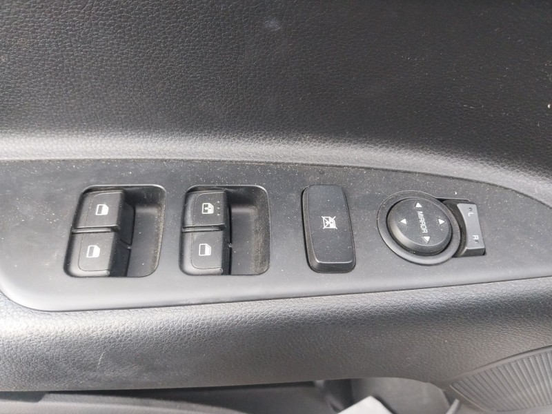 kia stonic (yb) del año 2017