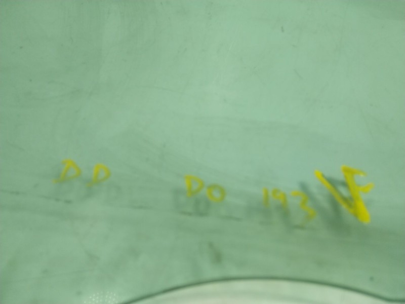 Recambio de cristal puerta delantero derecho para toyota aygo (_b4_) 1.0 (kgb40) referencia OEM IAM 681110H030  