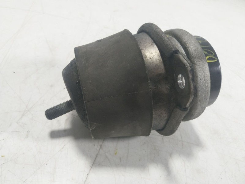 Recambio de soporte motor derecho para porsche cayenne (92a) 3.0 diesel referencia OEM IAM  7P6199131D 