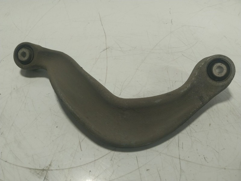 Recambio de brazo suspension superior trasero izquierdo para audi q5 (8rb) 2.0 tdi referencia OEM IAM  8K0505323H 
