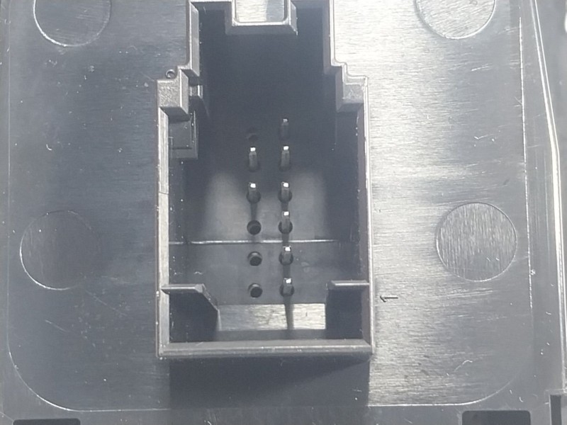 Recambio de mando elevalunas delantero izquierdo para bmw x3 (g01, f97) xdrive 20 d referencia OEM IAM  683272902 