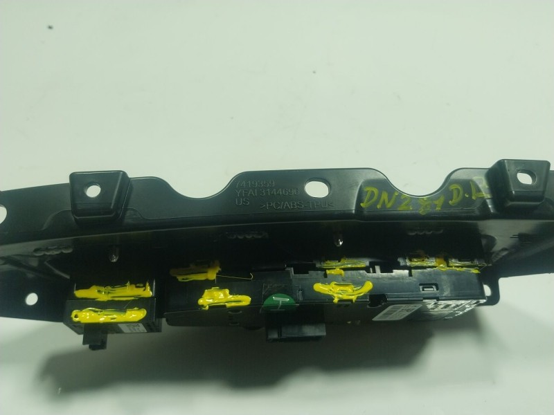 Recambio de mando elevalunas delantero izquierdo para bmw x3 (g01, f97) xdrive 20 d referencia OEM IAM  683272902 