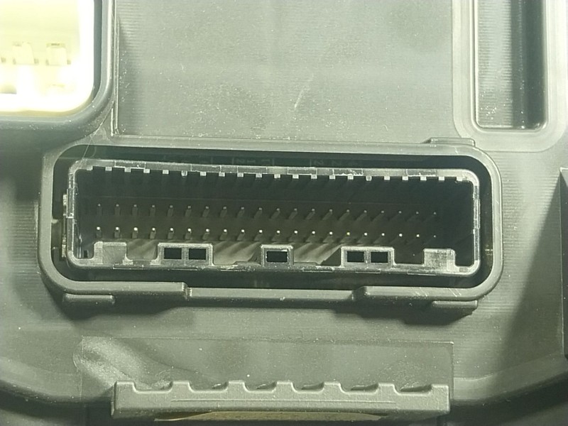 Recambio de cuadro instrumentos para toyota aygo (_b4_) 1.0 (kgb40) referencia OEM IAM 838000H510 769167330U 