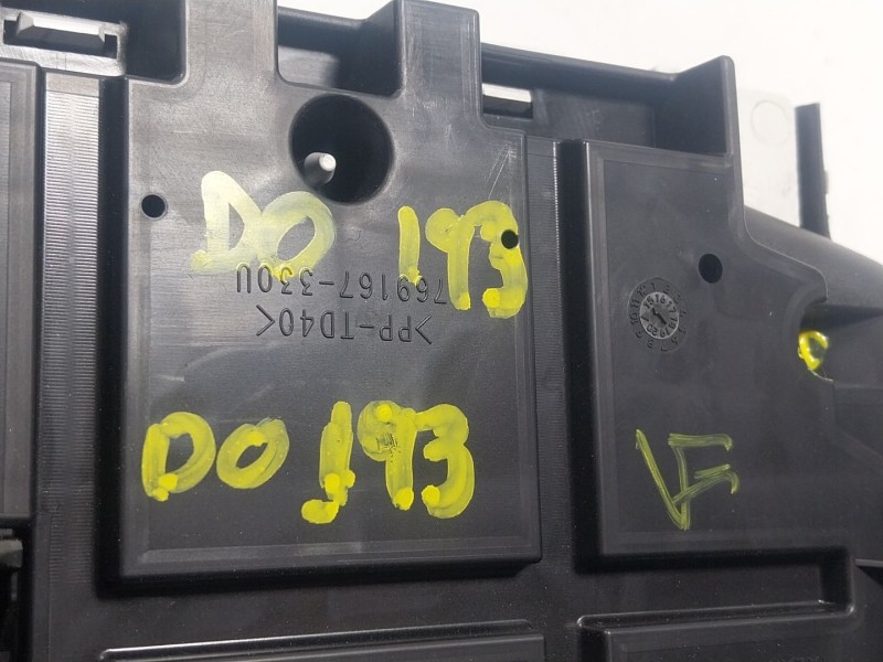 Recambio de cuadro instrumentos para toyota aygo (_b4_) 1.0 (kgb40) referencia OEM IAM 838000H510 769167330U 