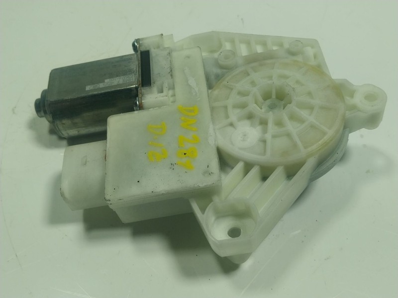 Recambio de motor elevalunas delantero izquierdo para bmw x3 (g01, f97) xdrive 20 d referencia OEM IAM  7455082 