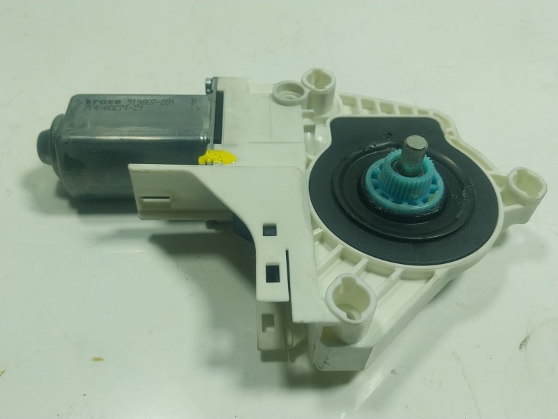 Recambio de motor elevalunas delantero derecho para porsche cayenne (92a) 3.0 diesel referencia OEM IAM  8K0959802 