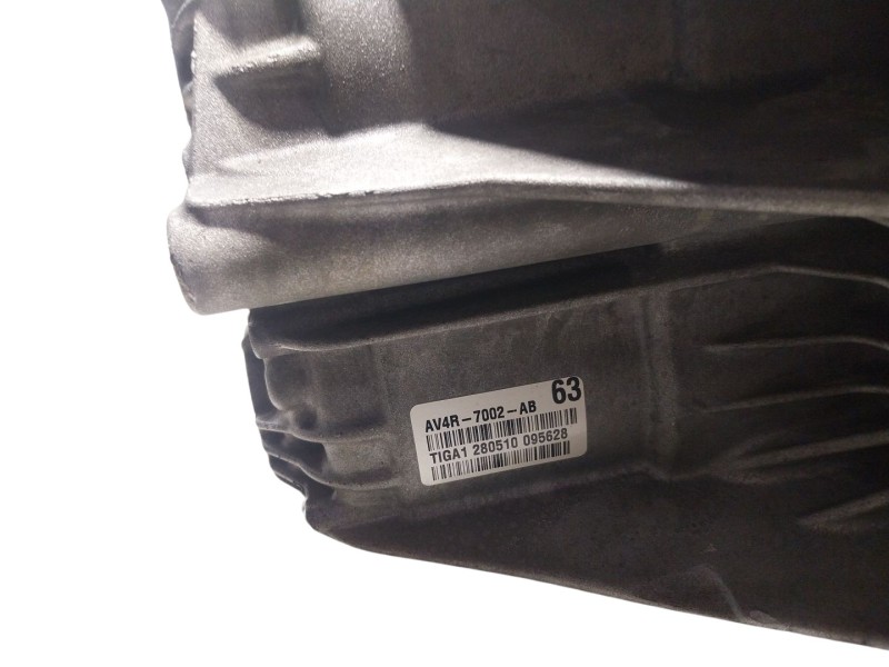 Recambio de caja cambios para ford kuga i 2.0 tdci referencia OEM IAM 1737035 AV4R7002AB 