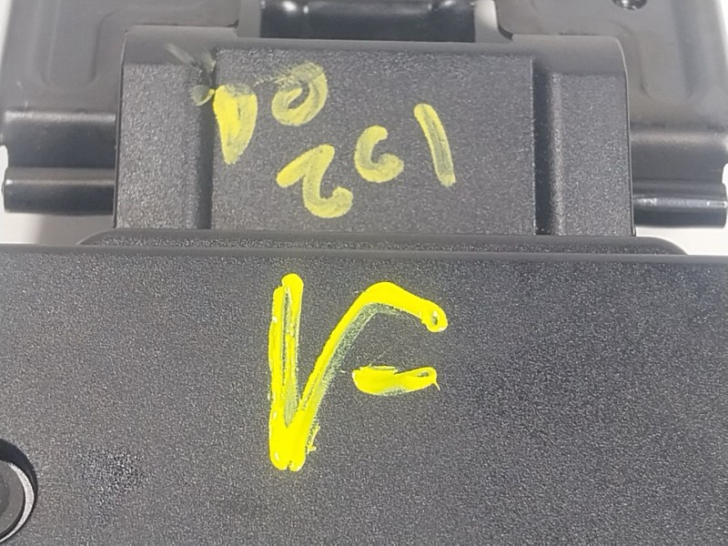 Recambio de apoyabrazos central para ford kuga i 2.0 tdci referencia OEM IAM   