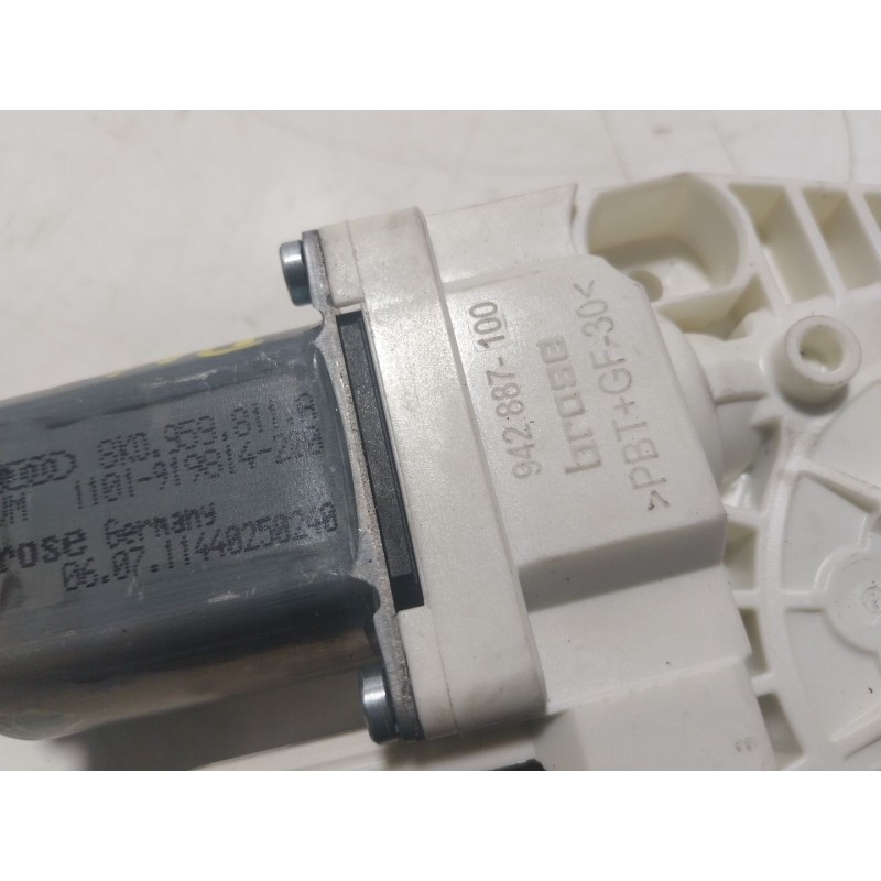 Recambio de motor elevalunas trasero izquierdo para audi q5 (8rb) 2.0 tdi referencia OEM IAM  8K0959811A 