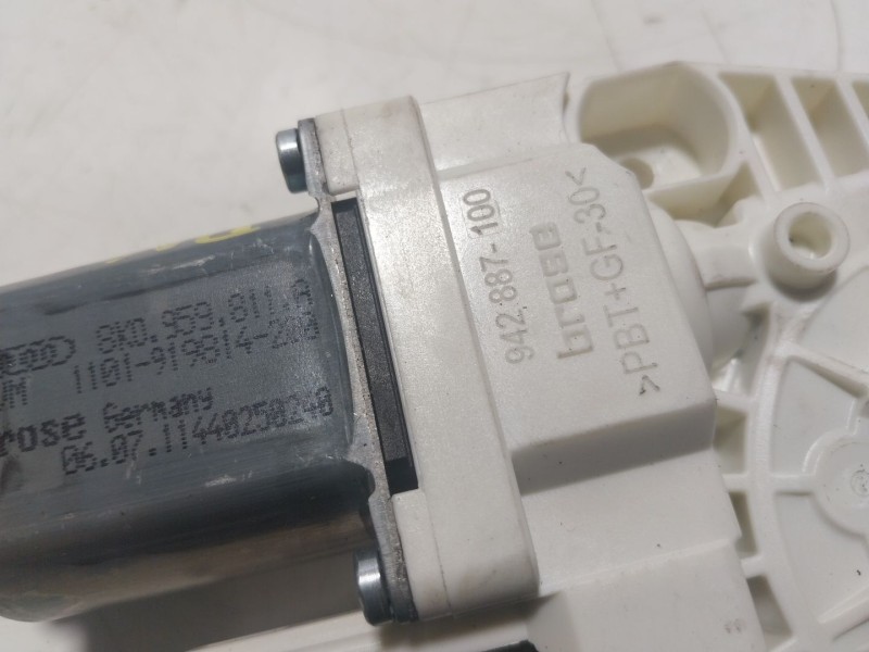 Recambio de motor elevalunas trasero izquierdo para audi q5 (8rb) 2.0 tdi referencia OEM IAM  8K0959811A 