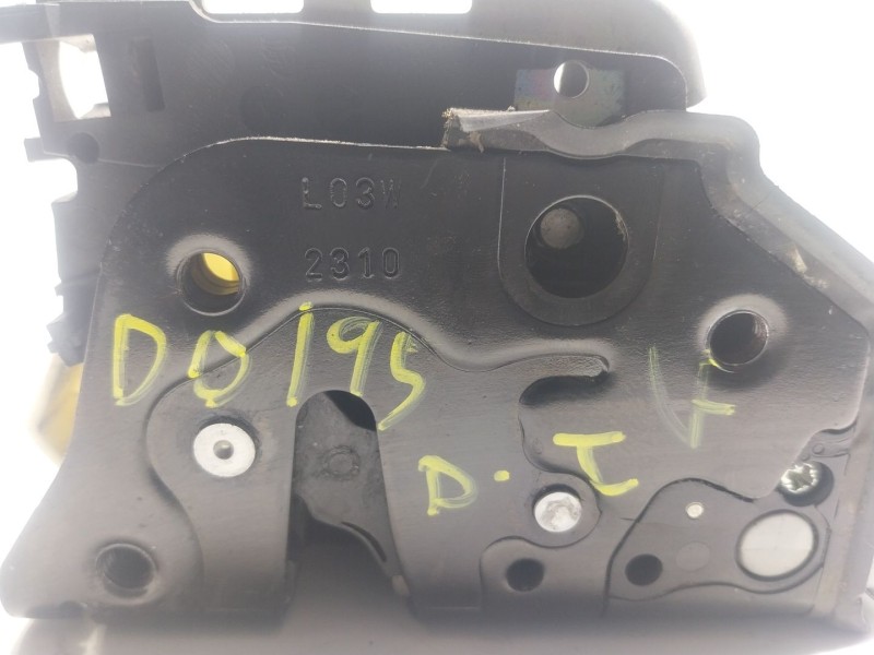 Recambio de cerradura puerta delantera izquierda para porsche cayenne (92a) 3.0 diesel referencia OEM IAM  8J1837015A 