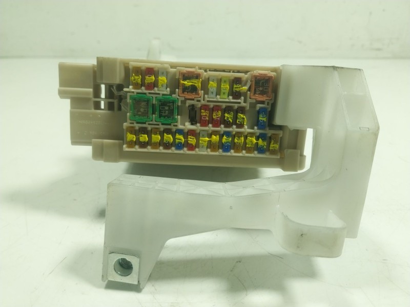 Recambio de caja reles / fusibles para toyota aygo (_b4_) 1.0 (kgb40) referencia OEM IAM 827300H030 827100H030A 