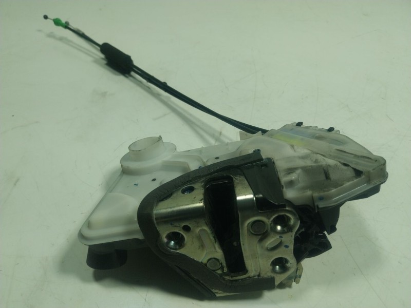 Recambio de cerradura puerta delantera izquierda para toyota aygo (_b4_) 1.0 (kgb40) referencia OEM IAM 690400H060  