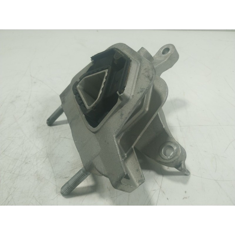 Recambio de soporte motor izquierdo para peugeot 208 ii (ub_, up_, uw_, uj_) e-208 referencia OEM IAM  9826551380 