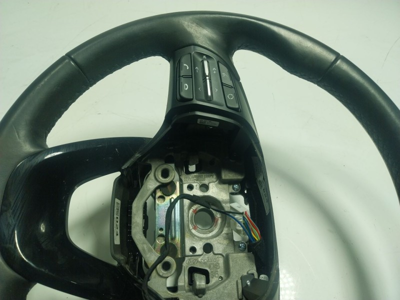 Recambio de volante para hyundai kona (os, ose, osi) 1.6 gdi hybrid referencia OEM IAM 56100CM310RET 55130J9000 