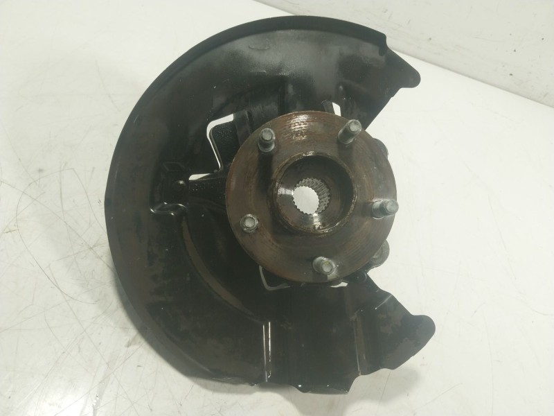 Recambio de mangueta delantera derecha para ford kuga i 2.0 tdci referencia OEM IAM   