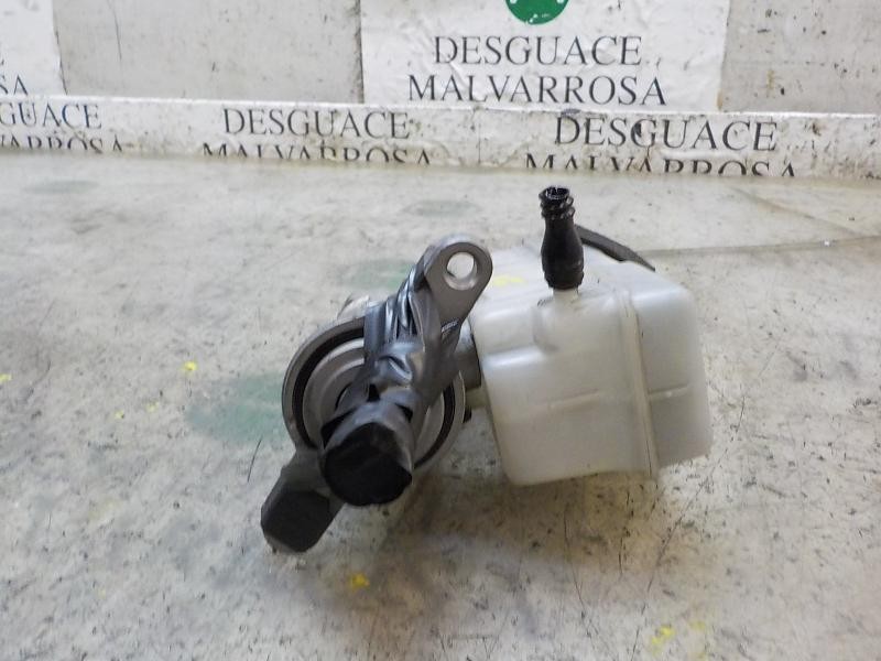Recambio de bomba freno para dacia lodgy 1.5 dci diesel fap cat referencia OEM IAM 460112629R  