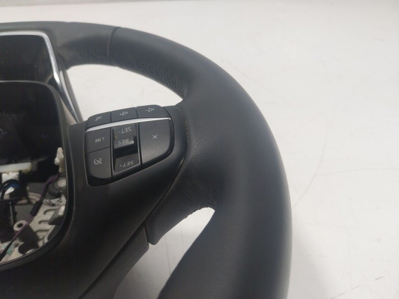 Recambio de volante para ford kuga iii (dfk) 1.5 ecoboost referencia OEM IAM 2646410 LV4B3600DPB3ZHE 