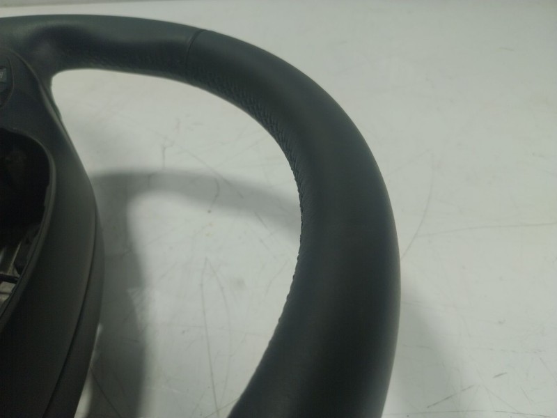 Recambio de volante para ford kuga iii (dfk) 1.5 ecoboost referencia OEM IAM 2646410 LV4B3600DPB3ZHE 