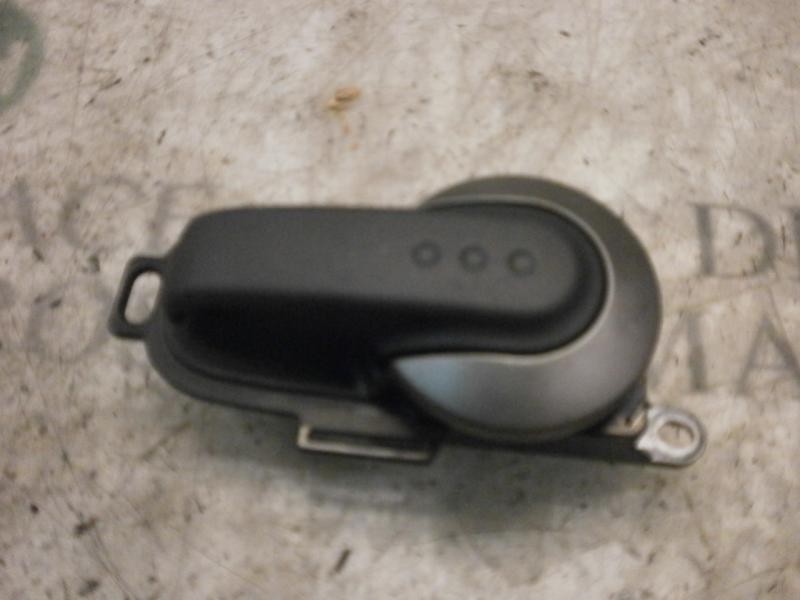 Recambio de maneta interior delantera derecha para nissan micra (k12e) acenta referencia OEM IAM   