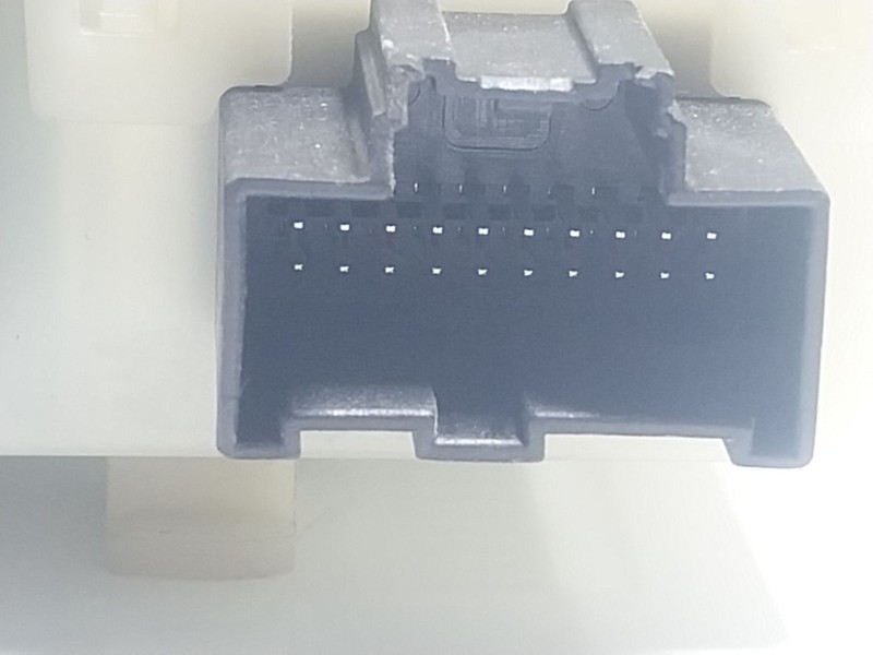 Recambio de caja reles / fusibles para volvo xc60 i suv (156) d5 awd referencia OEM IAM  30765624AE 