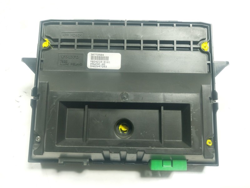 Recambio de pantalla multifuncion para volvo xc60 i suv (156) d5 awd referencia OEM IAM  30772584 