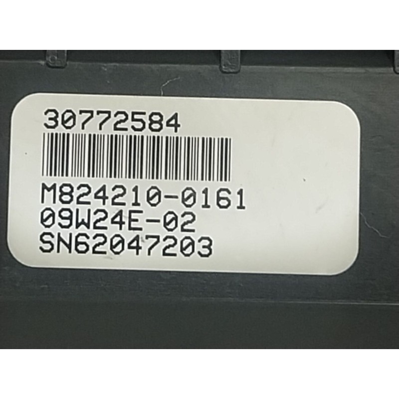 Recambio de pantalla multifuncion para volvo xc60 i suv (156) d5 awd referencia OEM IAM  30772584 